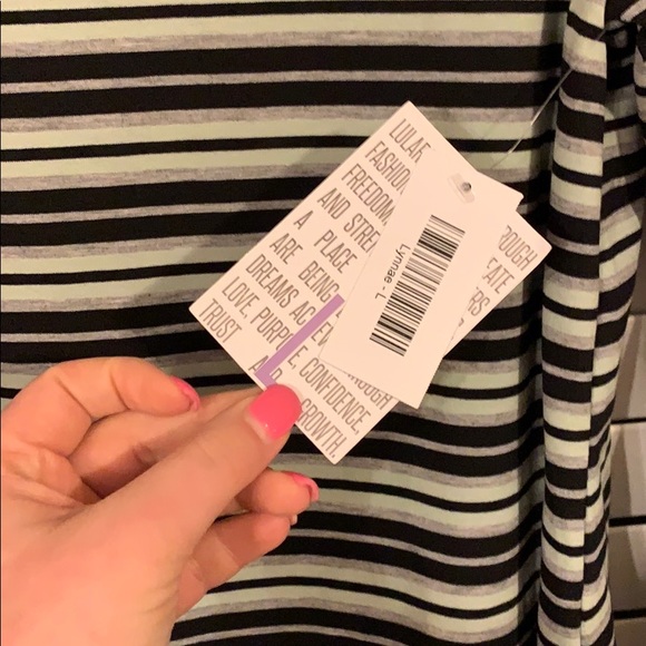 Lularoe lynnae - Picture 4 of 4